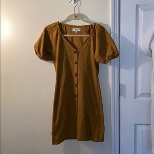 Madewell puffy sleeve dress.